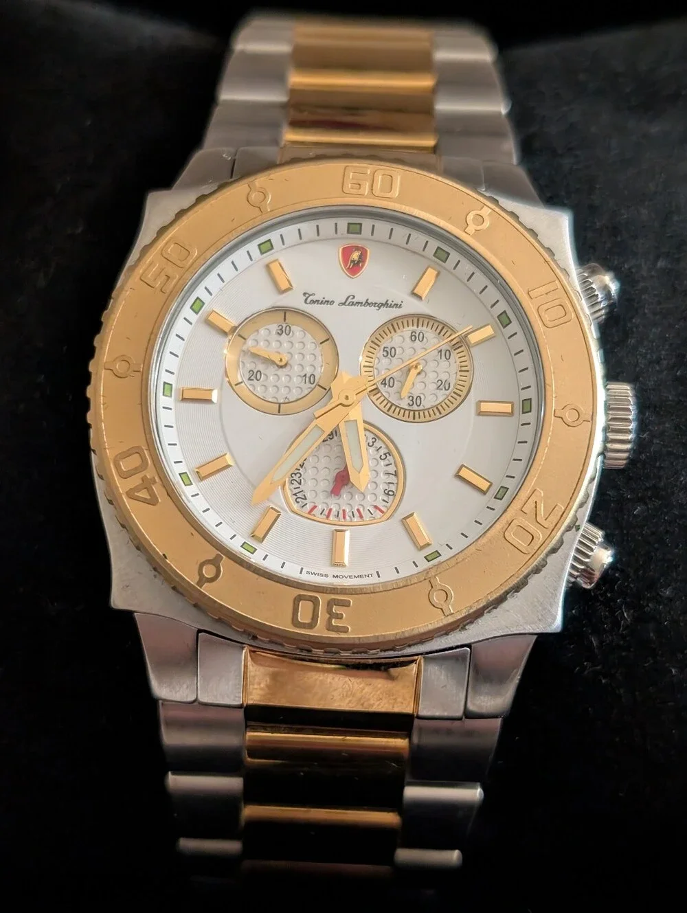 Tonino Lamborghini Men's Quartz Chronograph Watch. EN040.311